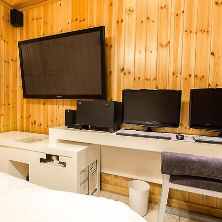 Shinchon Aida Hotel Seoul Ngoại thất bức ảnh
