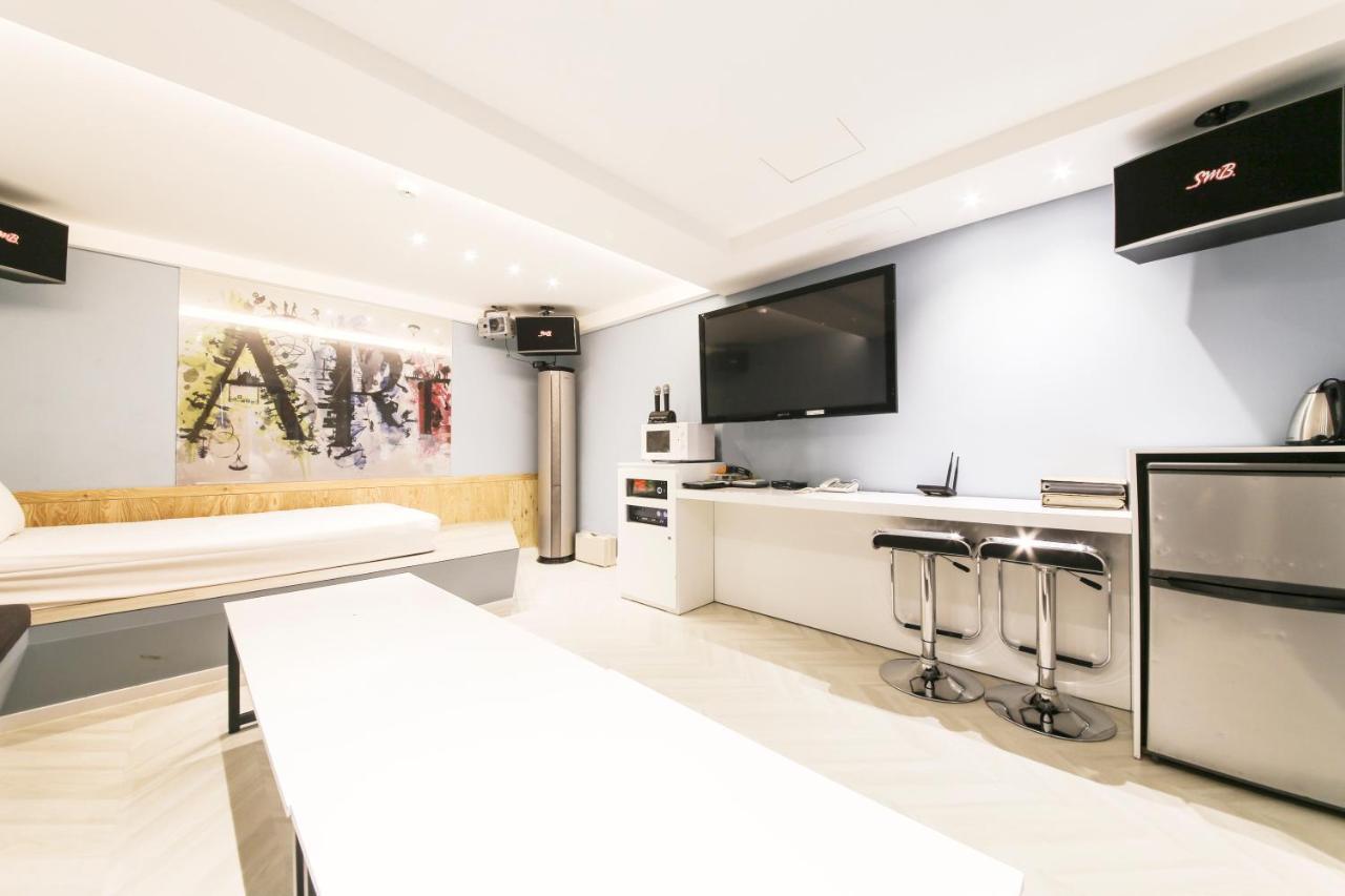 Shinchon Aida Hotel Seoul Ngoại thất bức ảnh